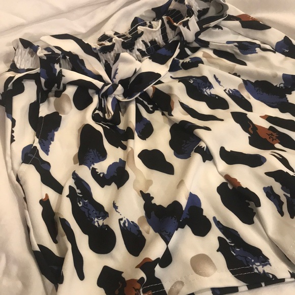 Leopard Shorts - Picture 2 of 6